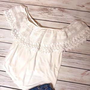 Crochet On/Off Shoulder Boho Anthropology Paper & Lace White T-Shirt Crochet Top